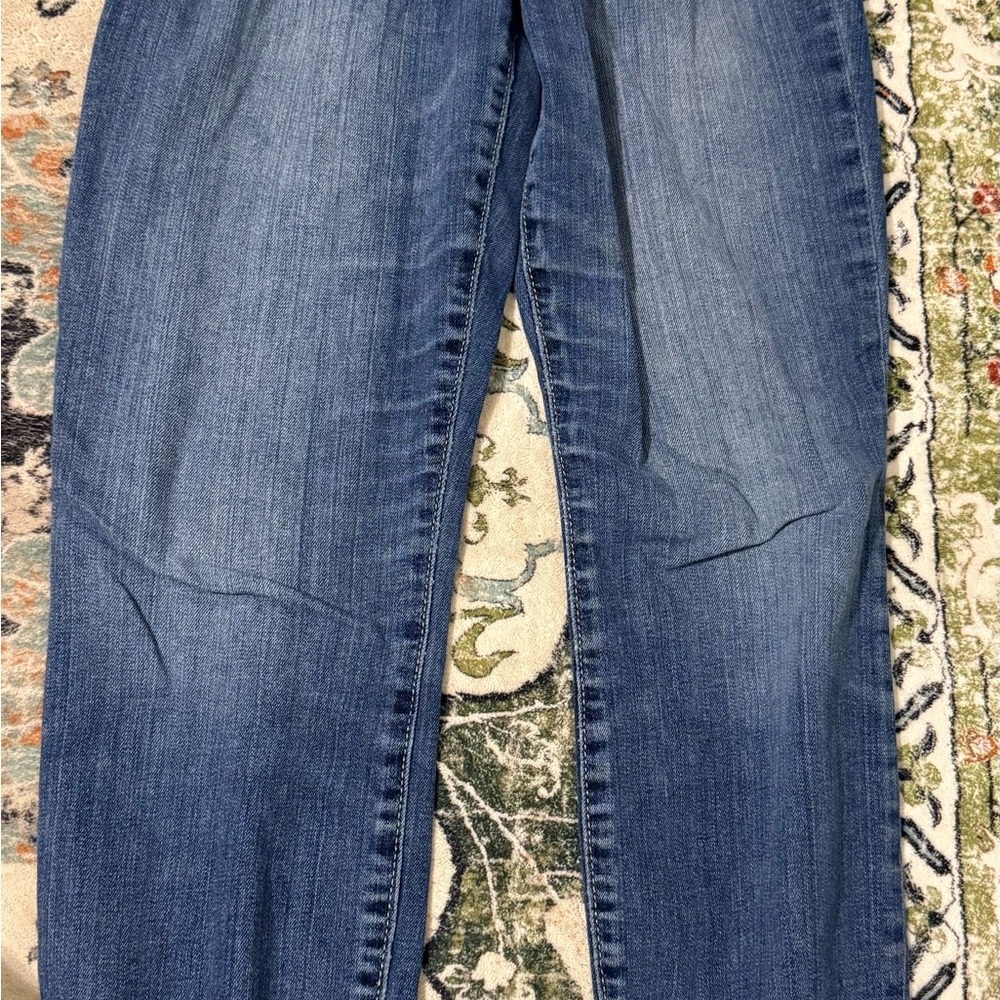 GAP Women's Straight Leg Jeans in Blue